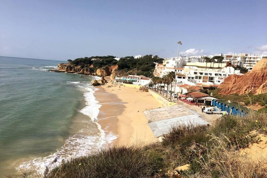 Magnifique Duplex Avec Piscine En Bord De Mer Appartement Olhos de Agua  Buitenkant foto