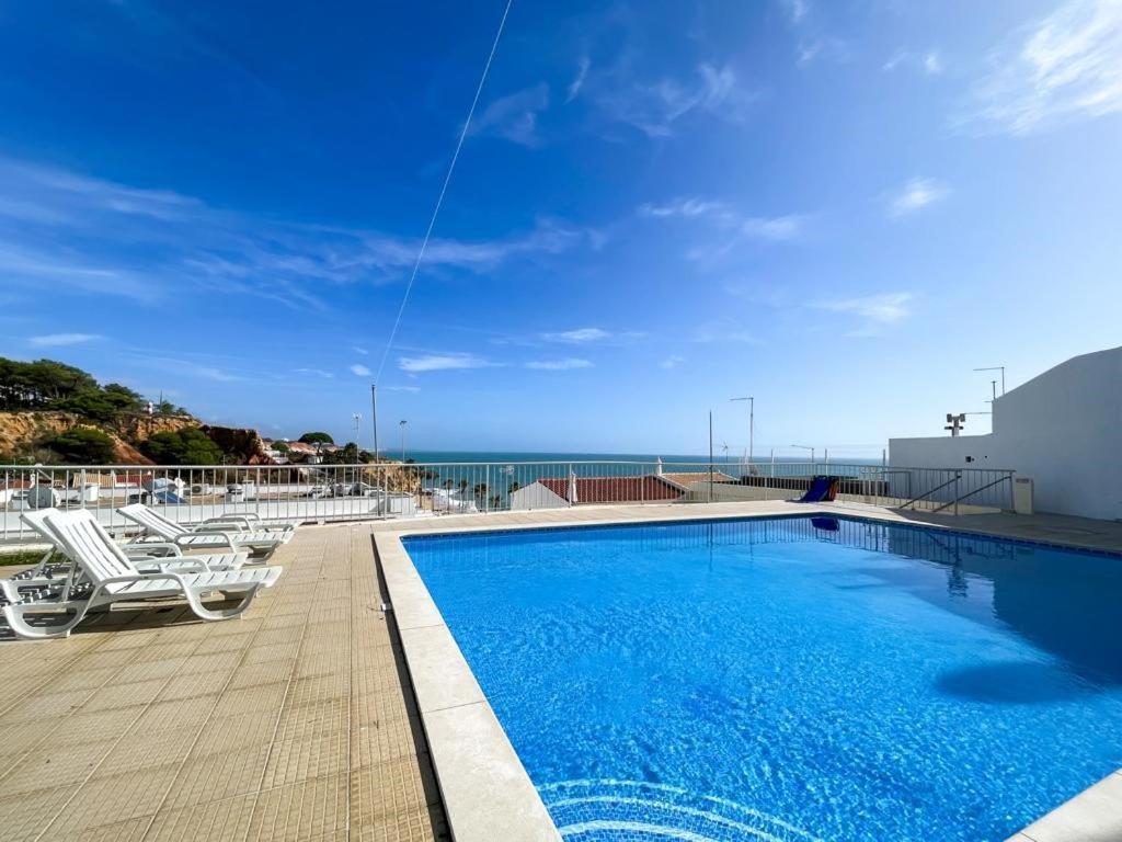 Magnifique Duplex Avec Piscine En Bord De Mer Appartement Olhos de Agua  Buitenkant foto